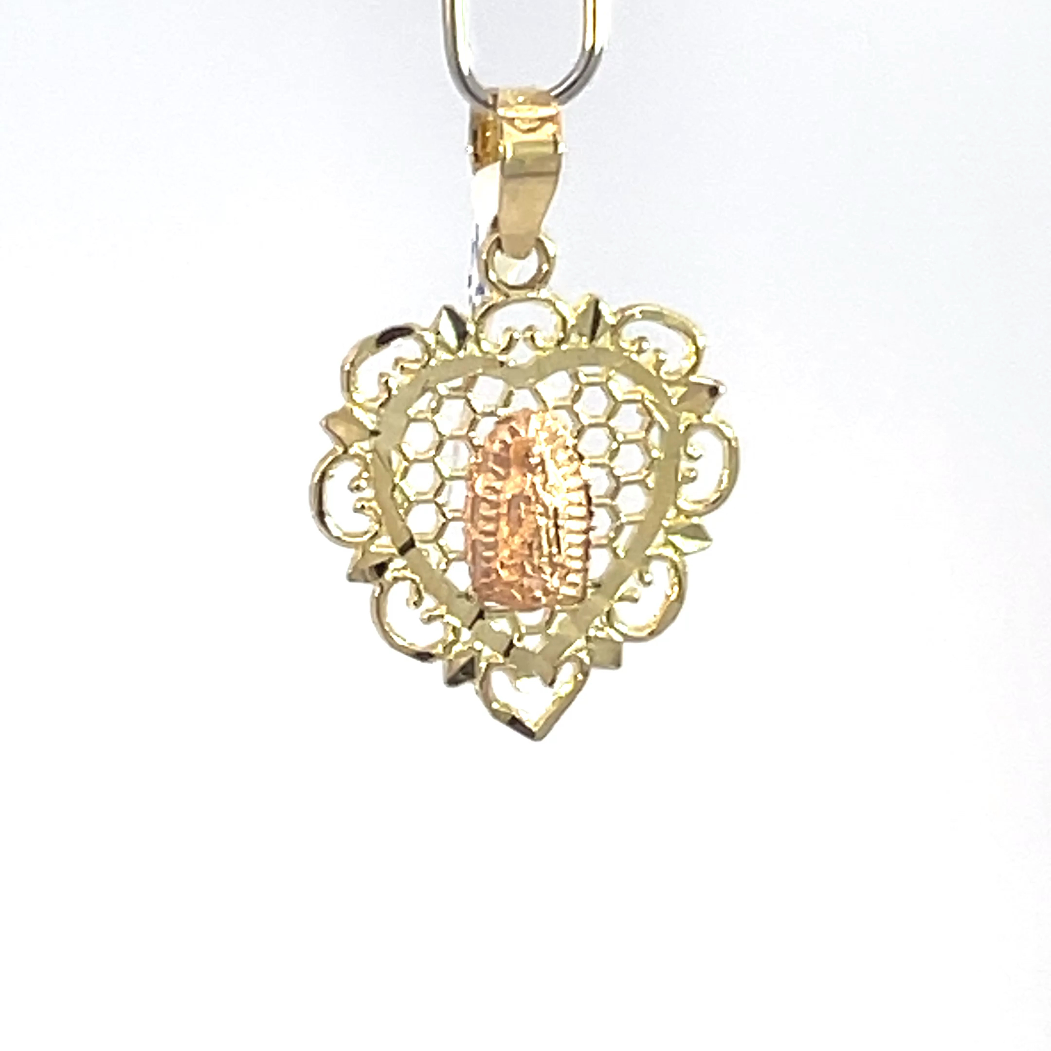 Dije de oro 10k Corazón calado con Virgen de Guadalupe