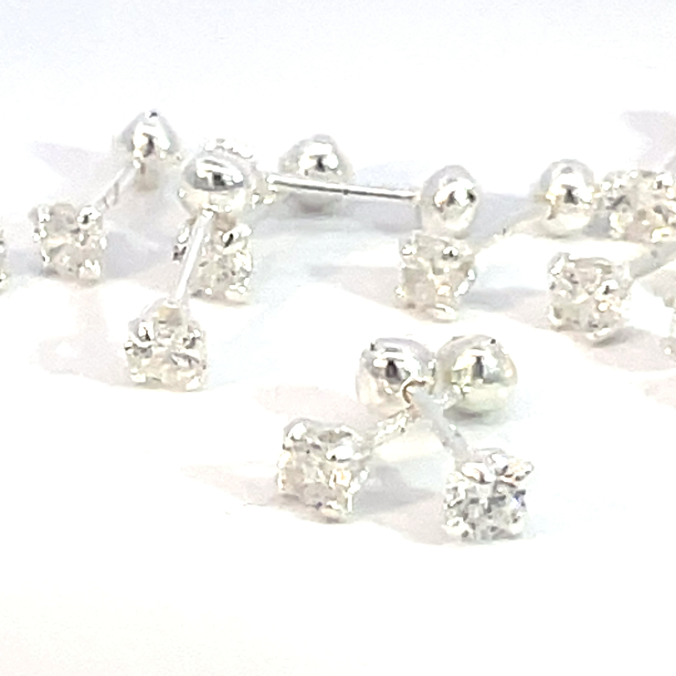 Broquel de plata Sin bisel con piedra redonda blanca 3mm - Imagen 3