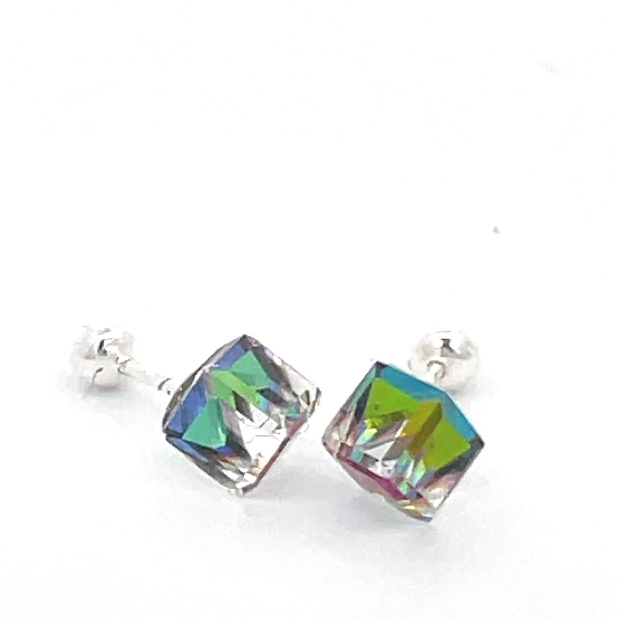 Broquel de plata Sin bisel piedra cubo mágico 4mm - Imagen 2