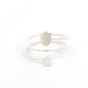 Anillo de plata Tulipán y osito Tous abierto